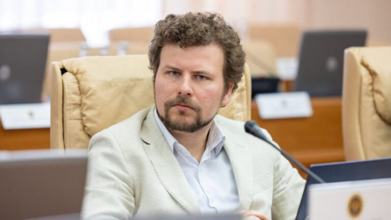 Premieră în învățământul superior: 2 milioane de lei pentru inițiativele studenților