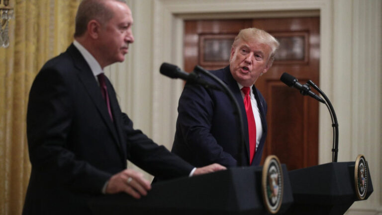 Președintele turc Erdoğan dorește să se întâlnească cu Trump la Casa Albă în aprilie. Ce vrea Turcia din relația cu SUA