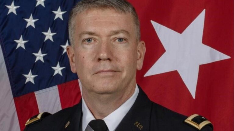 Un general american a sosit în Republica Moldova. Scopul vizitei sale
