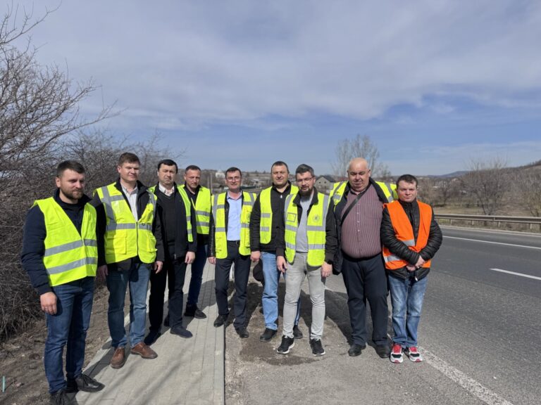 Lucrările de întreținere pe drumul Chișinău – Bălți, finalizate și recepționate