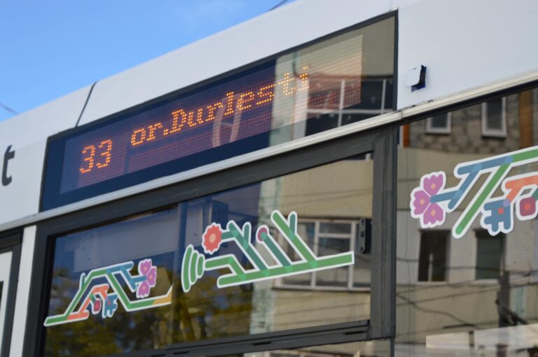 Atenție, șoferi și călători! Traseele unor autobuze și troleibuze din Durlești se modifică