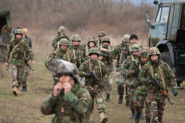Antrenamente militare în 2025: rezerviștii vor fi instruiți în trei etape