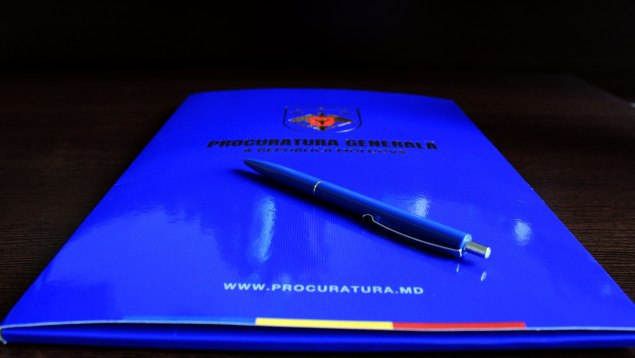 Suspecta ce recruta fete pentru acțiuni perverse, în cluburile din Cipru, și-a aflat sentința. Tânăra utiliza diverse tactici