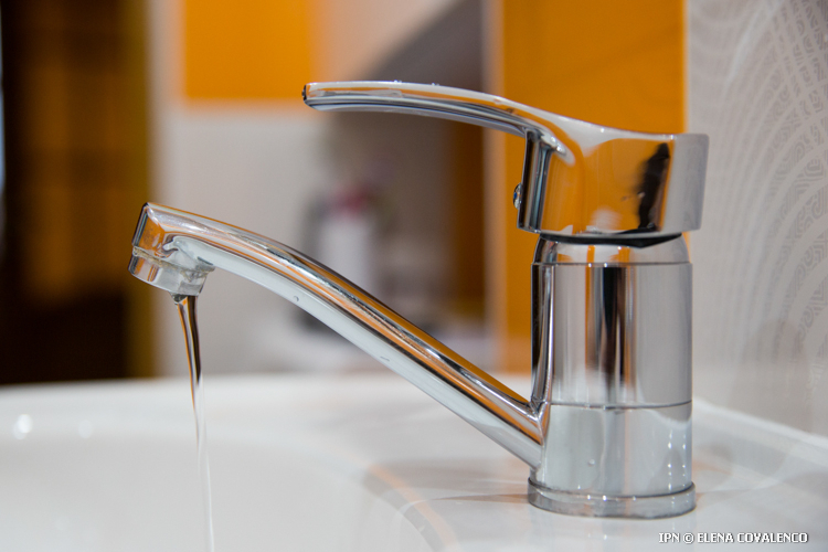 Mai mulți locuitori din Chișinău vor rămâne fără apă la robinete. Adresele ce vor fi afectate