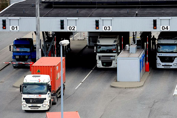 Transportatorii moldoveni de mărfuri nu mai pot intra pe teritoriul Federației Ruse. Motivul