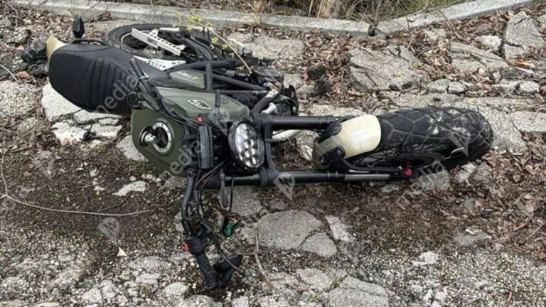 Un minor a decedat într-un accident cu motocicleta, la Ialoveni. Medicii doar au constatat moartea