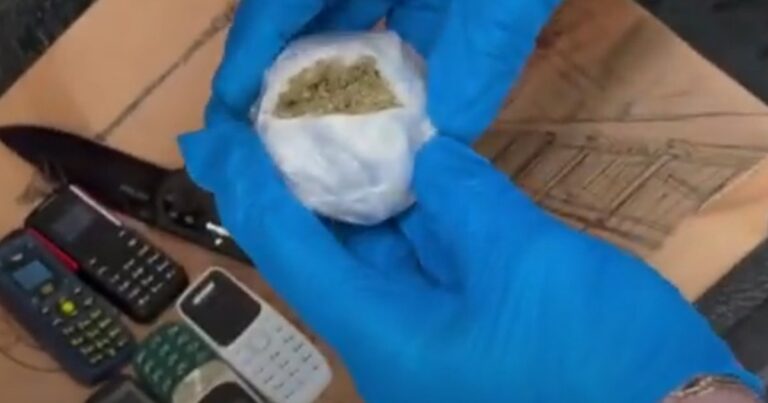 (video) Un deținut de la „Pruncul” și-a implicat fratele minor într-o schemă criminală de introducere a drogurilor în penitenciar. Percheziții