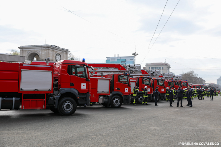 Republica Moldova a primit 19 autospeciale de intervenție din partea Japoniei