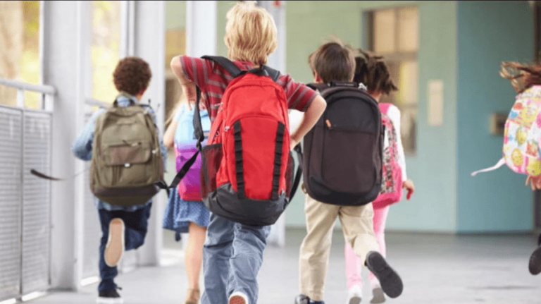 Curând începe vacanța de Paști pentru elevii din Moldova. Câte zile va dura