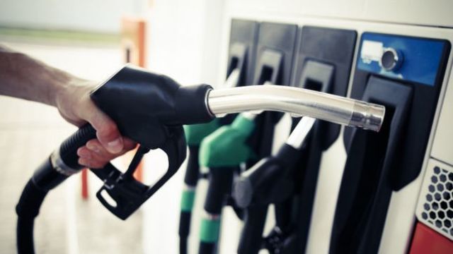 O nouă scumpire a carburanților vineri, 16 mai. Prețul benzinei și a motorinei