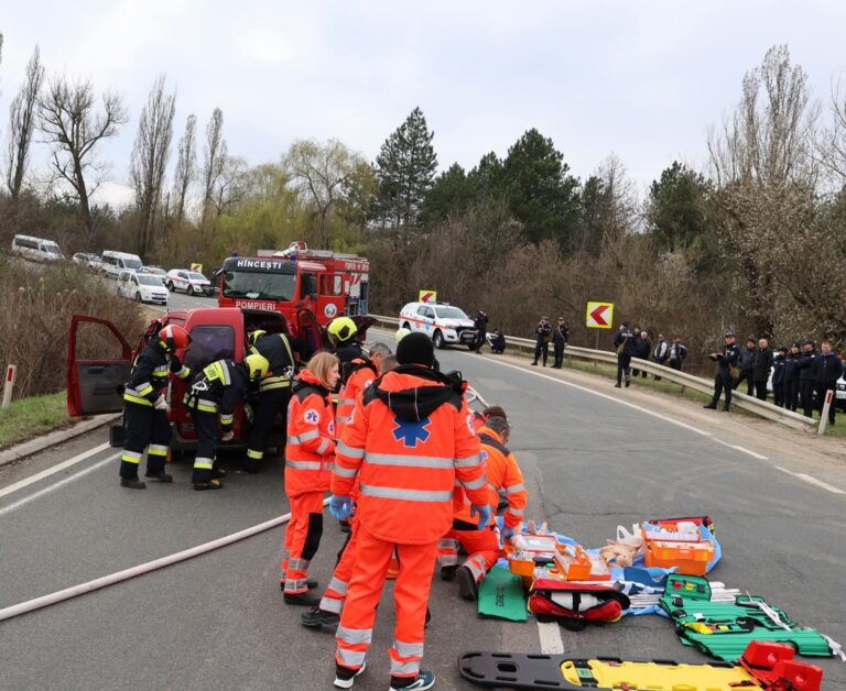 Simulări în caz de cutremur în 7 locații din Chișinău. Salvatorii îndeamnă la calm