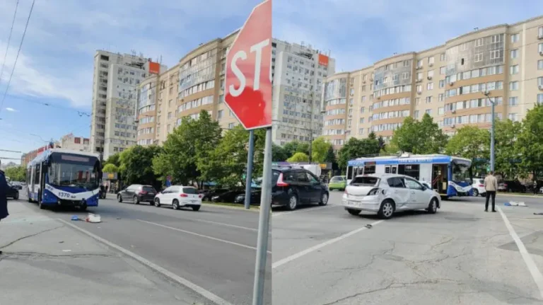 Un troleibuz cu 10 pasageri la bord implicat într-un accident, la Buiucani