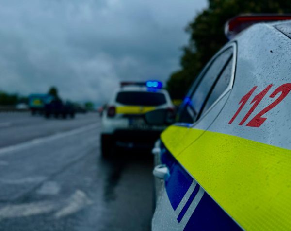 Atenție șoferi! Se circulă în condiții de ploaie. Poliția vine cu informații