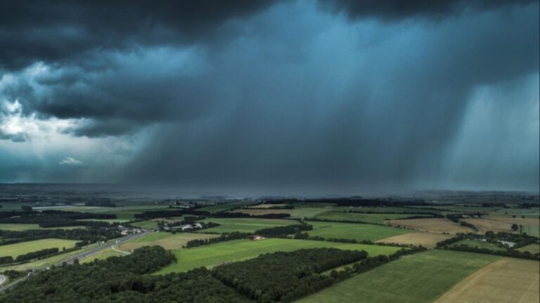 Meteorologii au emis COD GALBEN de instabilitate atmosferică