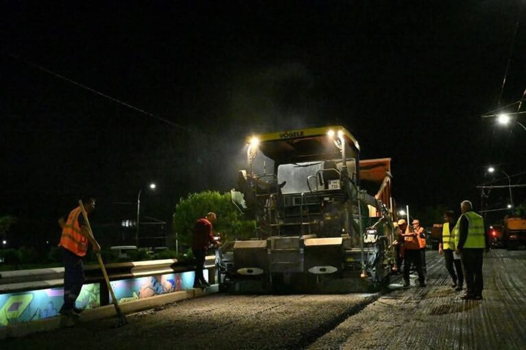 Au început lucrările de asfaltare a șoselei Hâncești