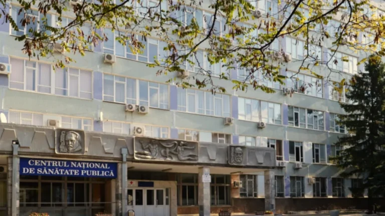 Trei produse găsite pe rafturile unei cunoscute rețele cosmetice din Moldova, retrase de ANSP