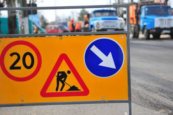 Atenție șoferi! Timp de o lună este suspendat traficul rutier pe strada Mircești