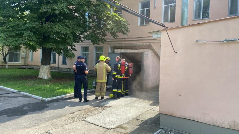 Incendiu în spitatul din Ungheni. 26 de persoane au fost evacuate