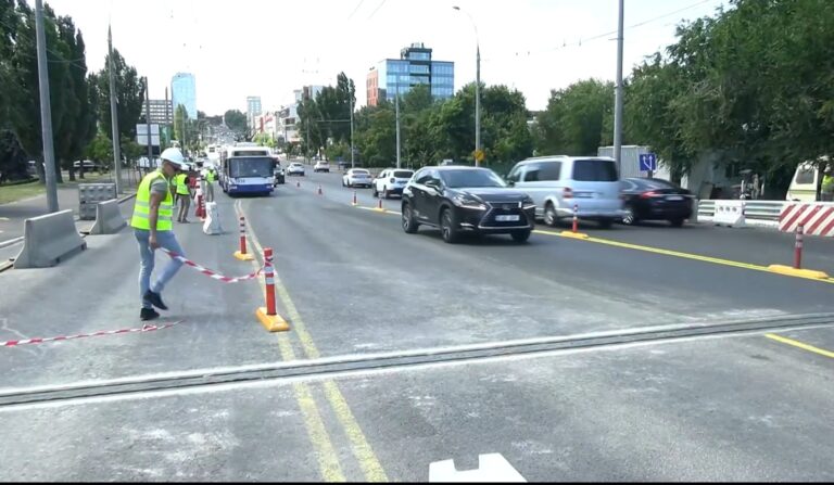 Bucurie șoferi! Podul de pe strada Mihai Viteazul, redeschis