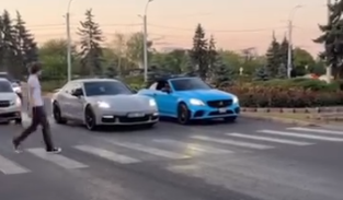 Șoferii care au organizat o cursă ilegală pe bd. Moscova au fost identificați. Ce riscă tinerii