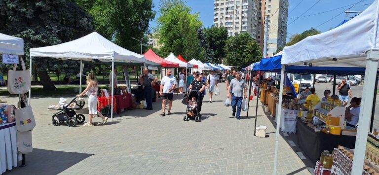 Iarmaroace cu produse autohtone în sectoarele Chișinăului. Locațiile anunțate de primărie