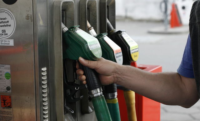 Motorina mai ieftină, benzina mai scumpă. Prețul carburanților pentru miercuri, 6 august