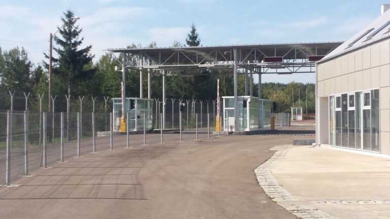 Activitatea prin punctul de trecere a frontierei „Larga – Kelmențî” este întreruptă temporar