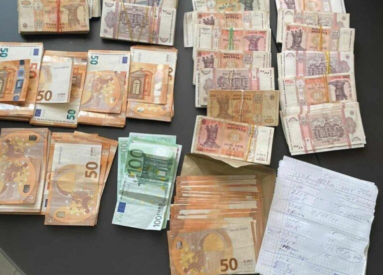 Nici o zi fără percheziții: Numerar de 9 mln. de lei și 800.000 de lei ridicate de procurori, la Bălți