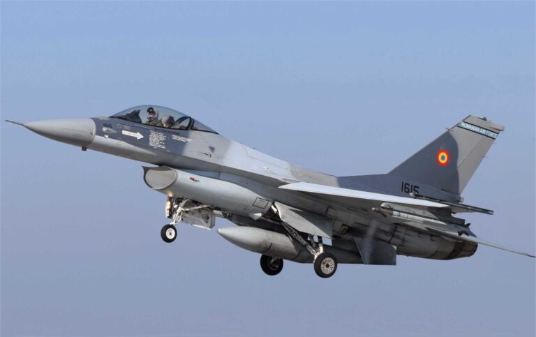 Două avioane F-16 ale Forțelor Aeriene Române au fost ridicate după un atac cu drone la graniță