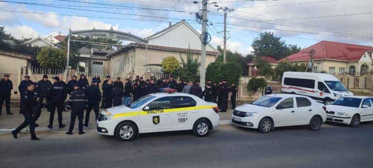 Poliția din Comrat desfășoară o amplă operațiune de căutare. O femeie de 41 de ani, de negăsit