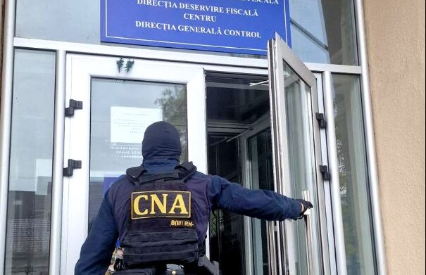 Percheziții la Orhei și Chișinău. Controalele vizează angajații Serviciului Fiscal de Stat
