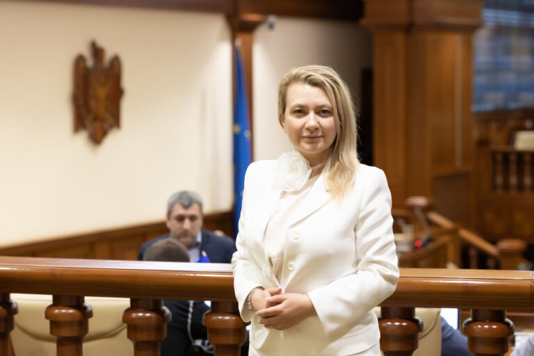 Deputata Mariana Lucrețeanu a anunțat că părăsește Partidul Acțiune și Solidaritate