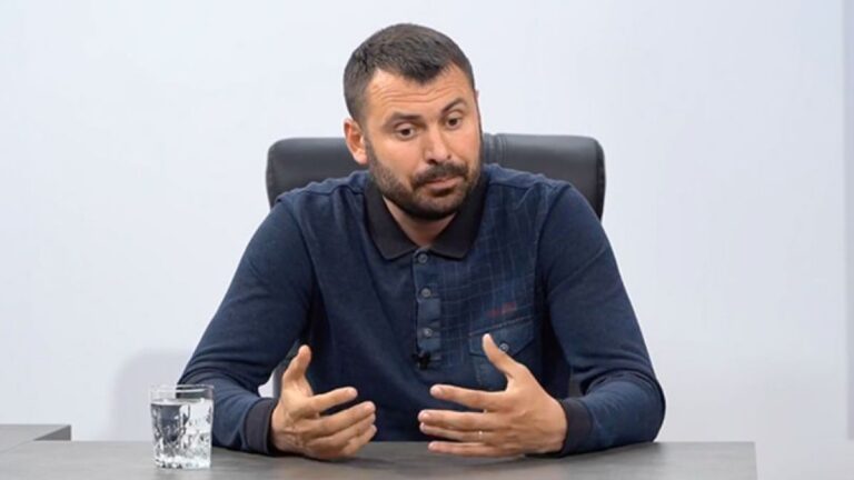 Vasile Costiuc, liderul Partidului „Democrația Acasă” și-a restabilit dreptul de a conduce