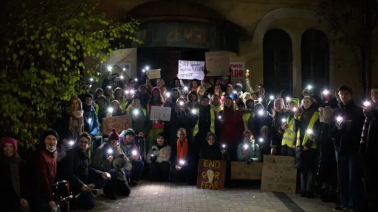Chișinăul găzduiește a treia ediție a Marșului de Noapte pentru Siguranță Stradală