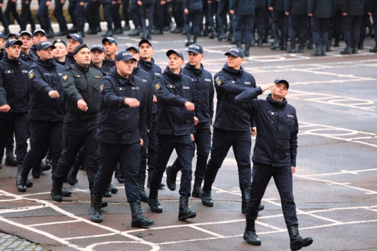 Peste 250 ofițeri și subofițeri MAI au depus Jurământul