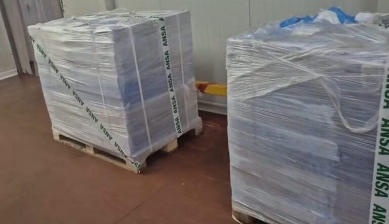 (video) ANSA retrage de pe piață peste două tone de carne de pui infectată cu Salmonella