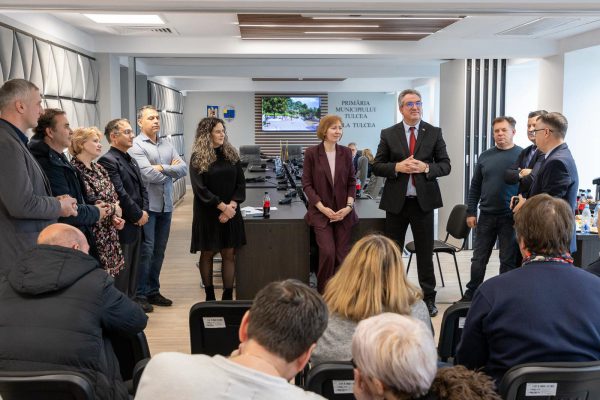 Un municipiu din Moldova este la un pas de înfrățire cu un mare centru urban din România. Acordul în discuții