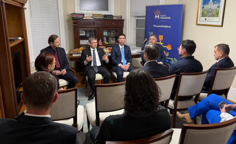 Moldoveni din SUA vor avea acces mai rapid la documente și serviciile consulare