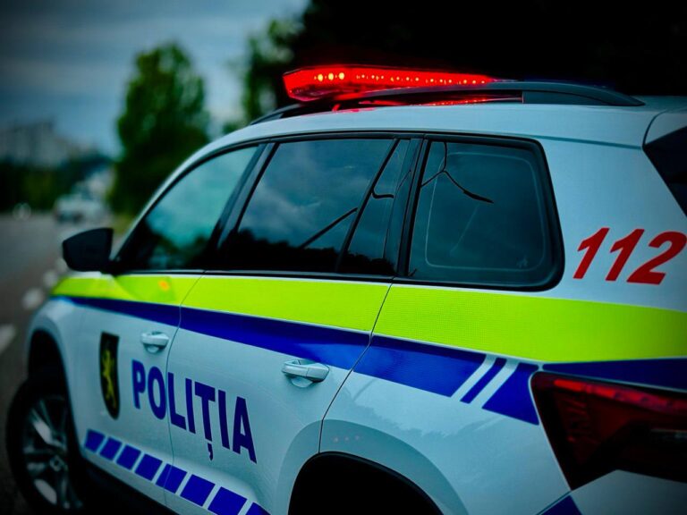 Zeci de șoferi prinși beți la volan în weekend. Sute fără centură