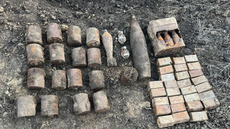 Sute de obiecte explozive depistate și neutralizate de geniști