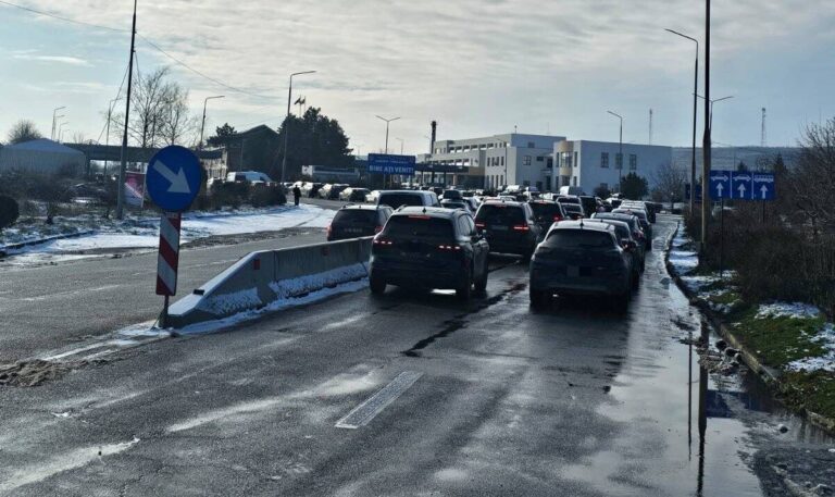 Trafic intens la frontiera Republicii Moldova