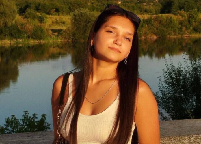Mama unei tinere din Soroca bate alarma! Fiica a dispărut fără urmă