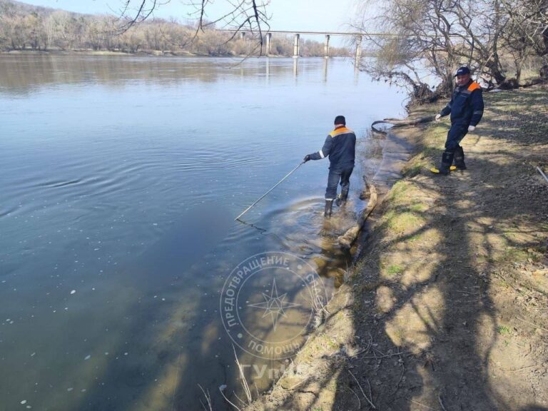 (foto) Cadavrul unui bărbat a fost găsit în Nistru