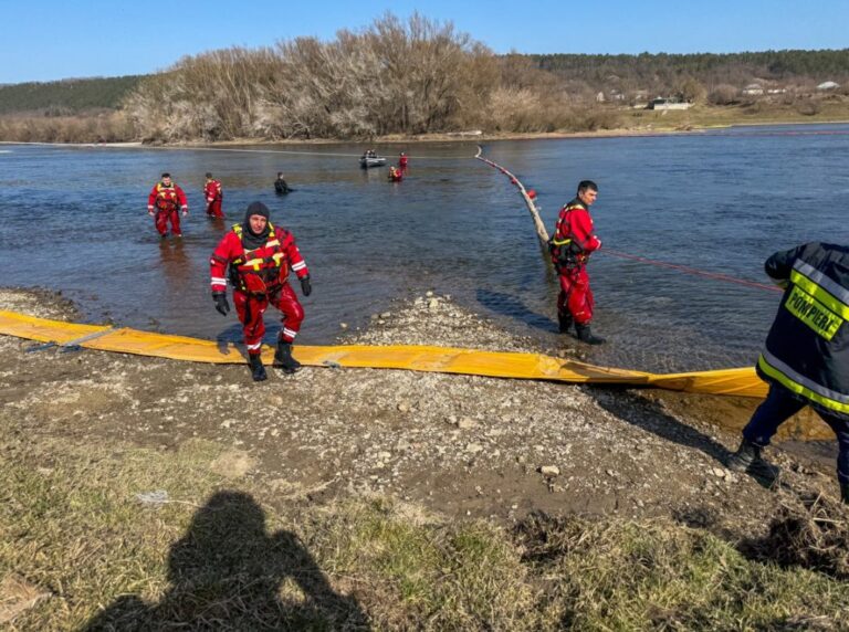 Autoritățile au ridicat nivelul de alertă la cod galben pentru locuitorii din regiunea de nord a țării. Situația în râul Nistru