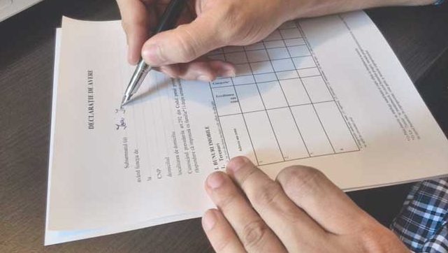 Atenție cetățeni! Astăzi este ultima zi pentru depunerea declarațiilor de avere