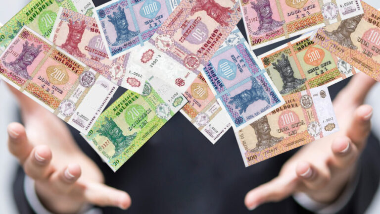 Inegalitatea salarială dintre femei și bărbați în Moldova, la cel mai înalt nivel din ultimul deceniu