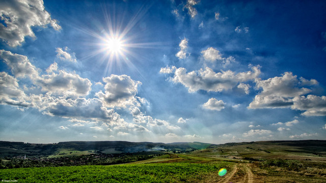/METEO/ Cer senin și vreme caldă. Câte grade ne așteaptă astăzi, dar și în următoarele 5 zile