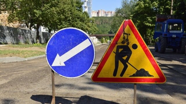 Atenție șoferi! Trafic suspendat timp de o săptămână, pe trei străzi din Chișinău