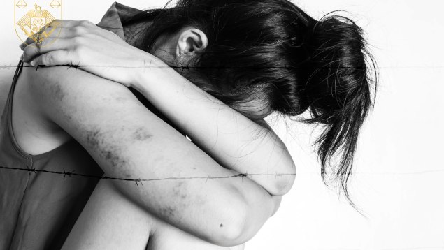 Minoră violată de tatăl vitreg. Adolescenta a fost trezită de acțiunile bărbatului de 45 de ani