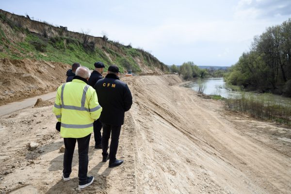 Tronsonul feroviar Cantemir-Fălciu pe ultima sută de metri